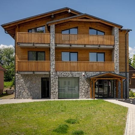 Berg Liptov Hotel Liptovský Mikuláš Exterior foto