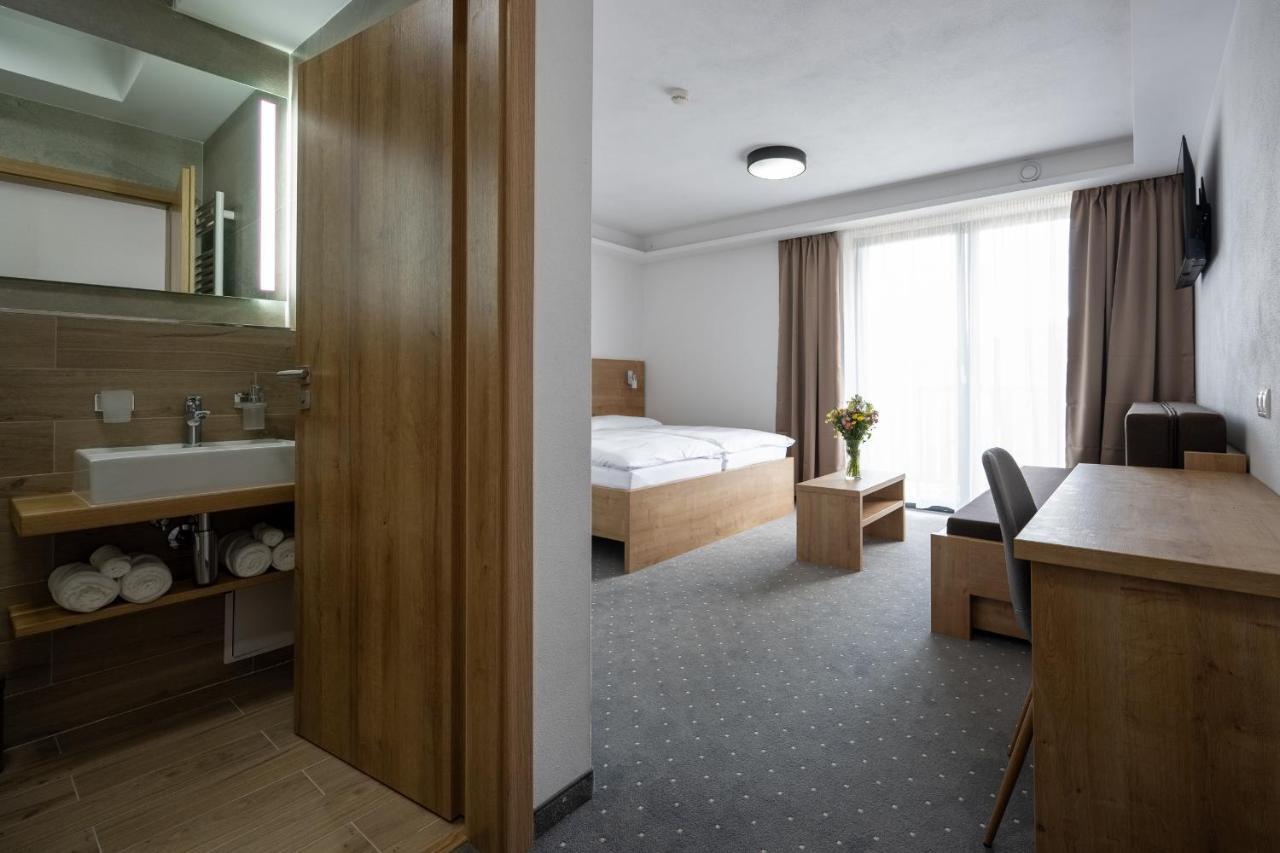 Berg Liptov Hotel Liptovský Mikuláš Exterior foto
