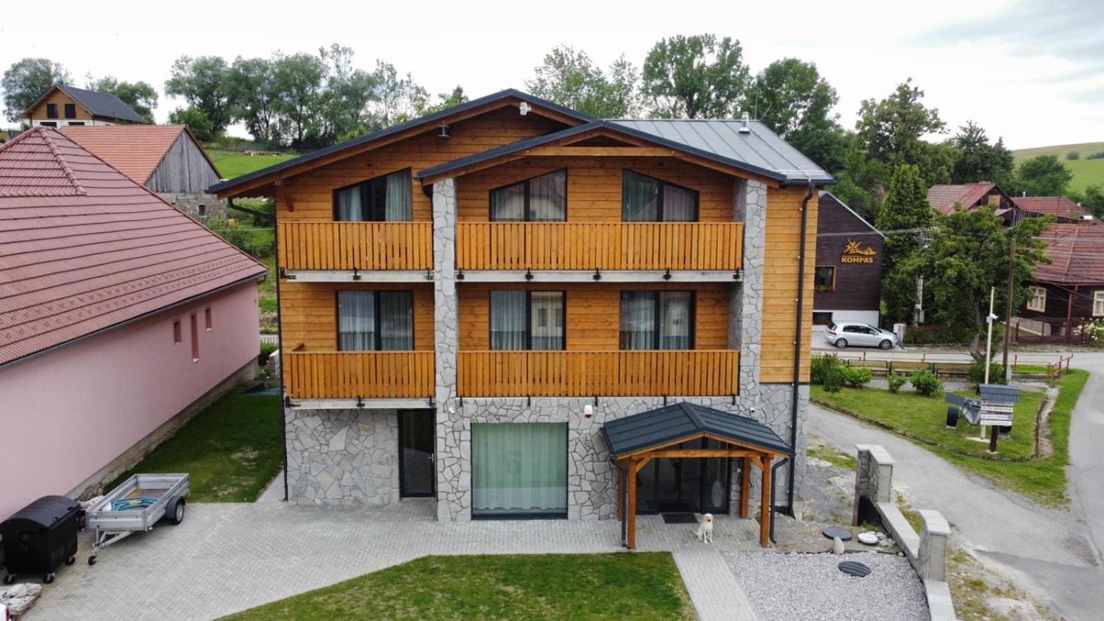 Berg Liptov Hotel Liptovský Mikuláš Exterior foto